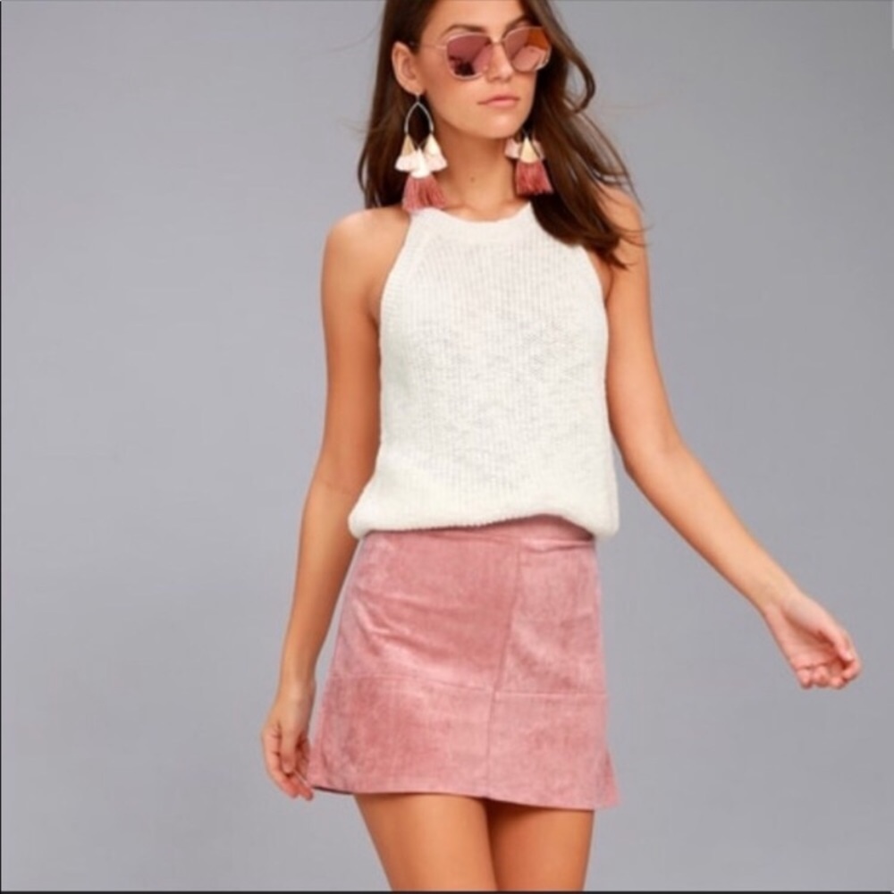 Super cute pink suede skirt